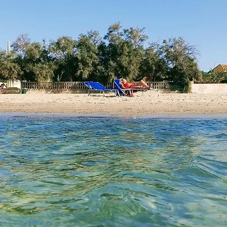 - Birgi Kite Holiday home Marausa